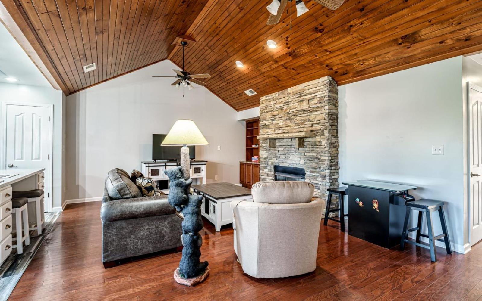 Sweet Pea Cottage Updated Furnishings Arcade Game Hoa Community Outdoor Pool Pigeon Forge Exterior photo